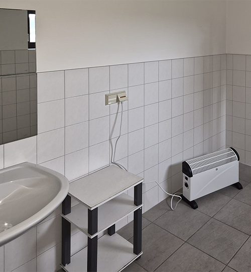 Sanitärgebäude waschbecken behinderten toilette